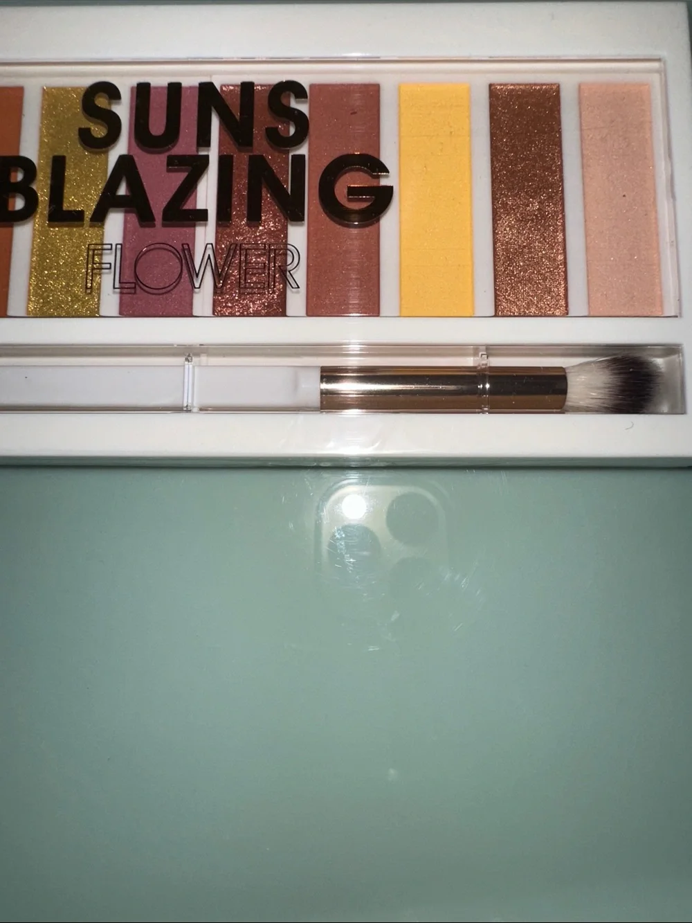Suns Blazing Eyeshadow Palette - By Flower Warm Yellow & Bronze Shades W/Brush